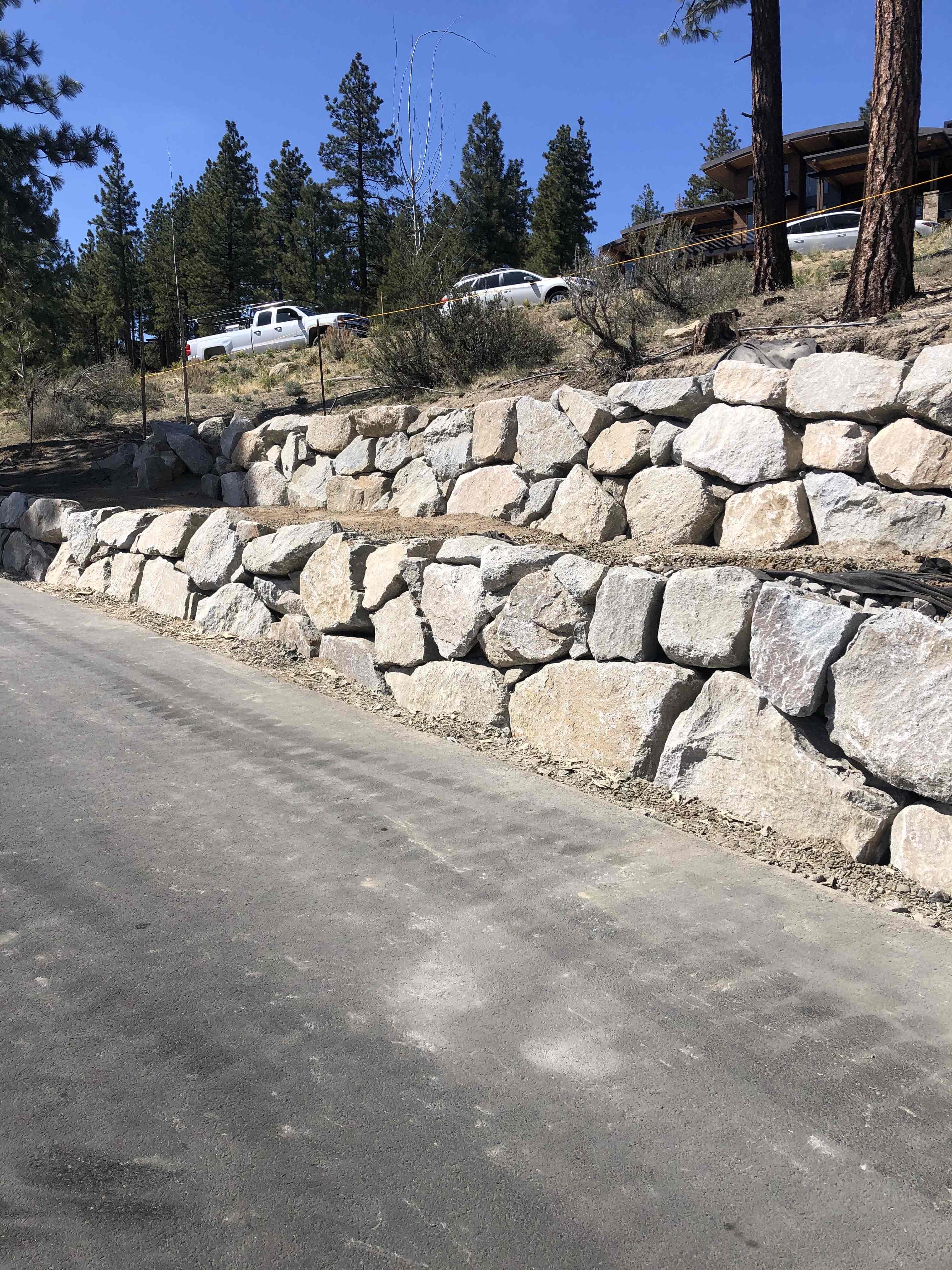 Clear Creek Lot 12 Rock Walls - Fereira Construction
